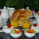 Hotel Barnea 3*