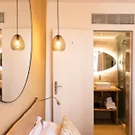 Barnea Hotel