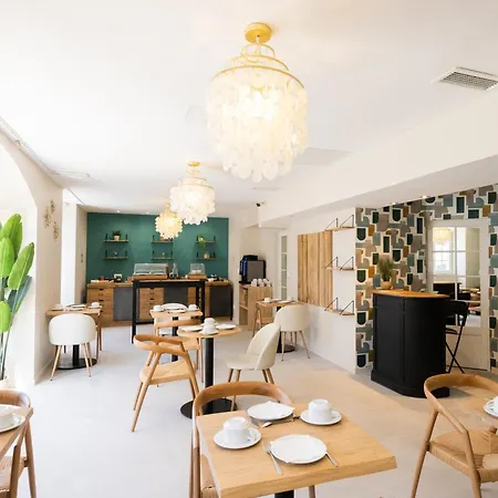 Hotel Barnea 3*