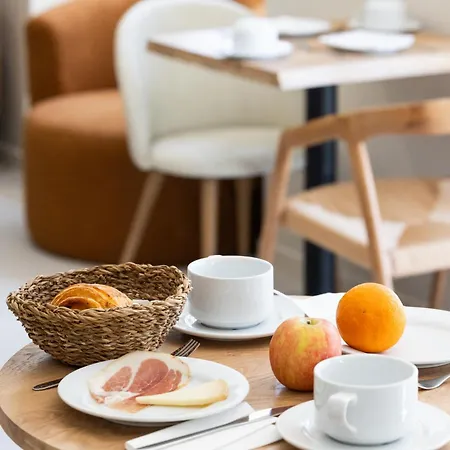 Barnea Hotel