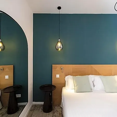 Barnea Hotel