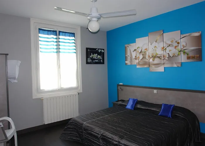 Barnea 3* Μπιαρίτζ